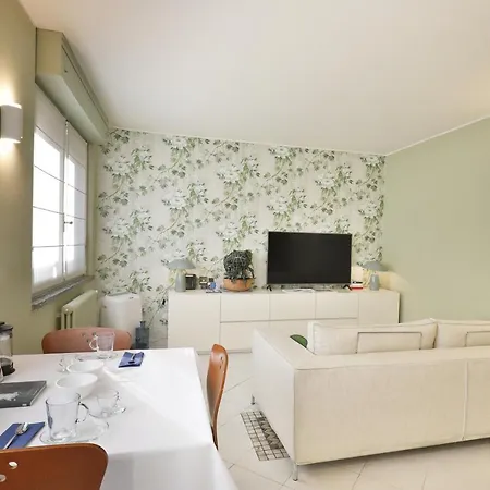 Apartment Comosole *