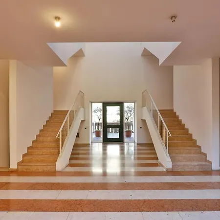 Apartment Comosole