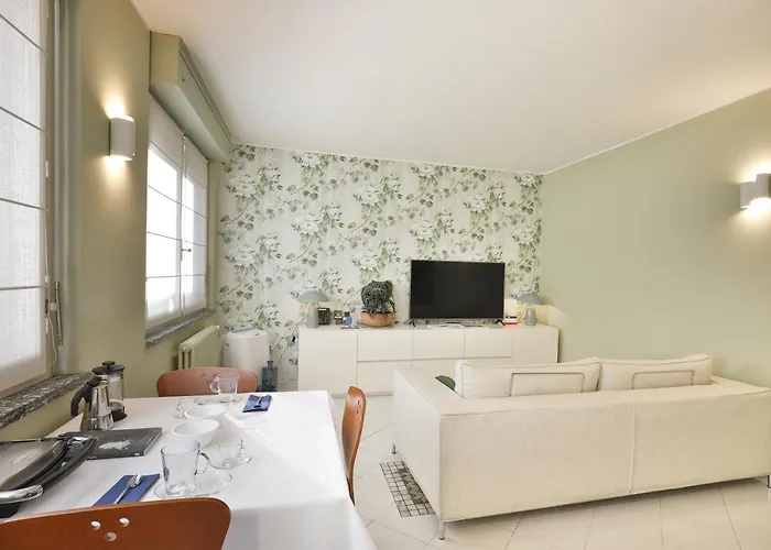 Апартаменты Comosole *